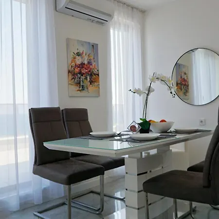 бийч вю - View Apartmán Obzor