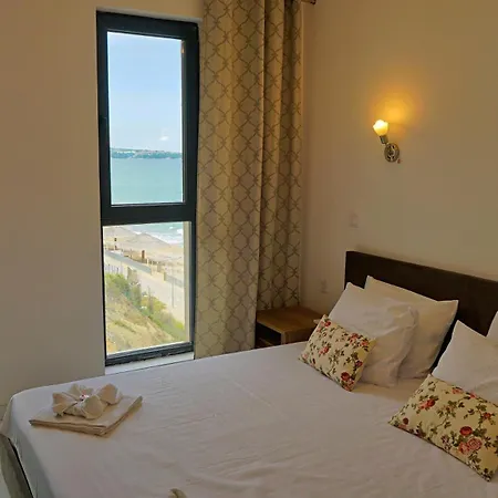 Apartment бийч вю - View